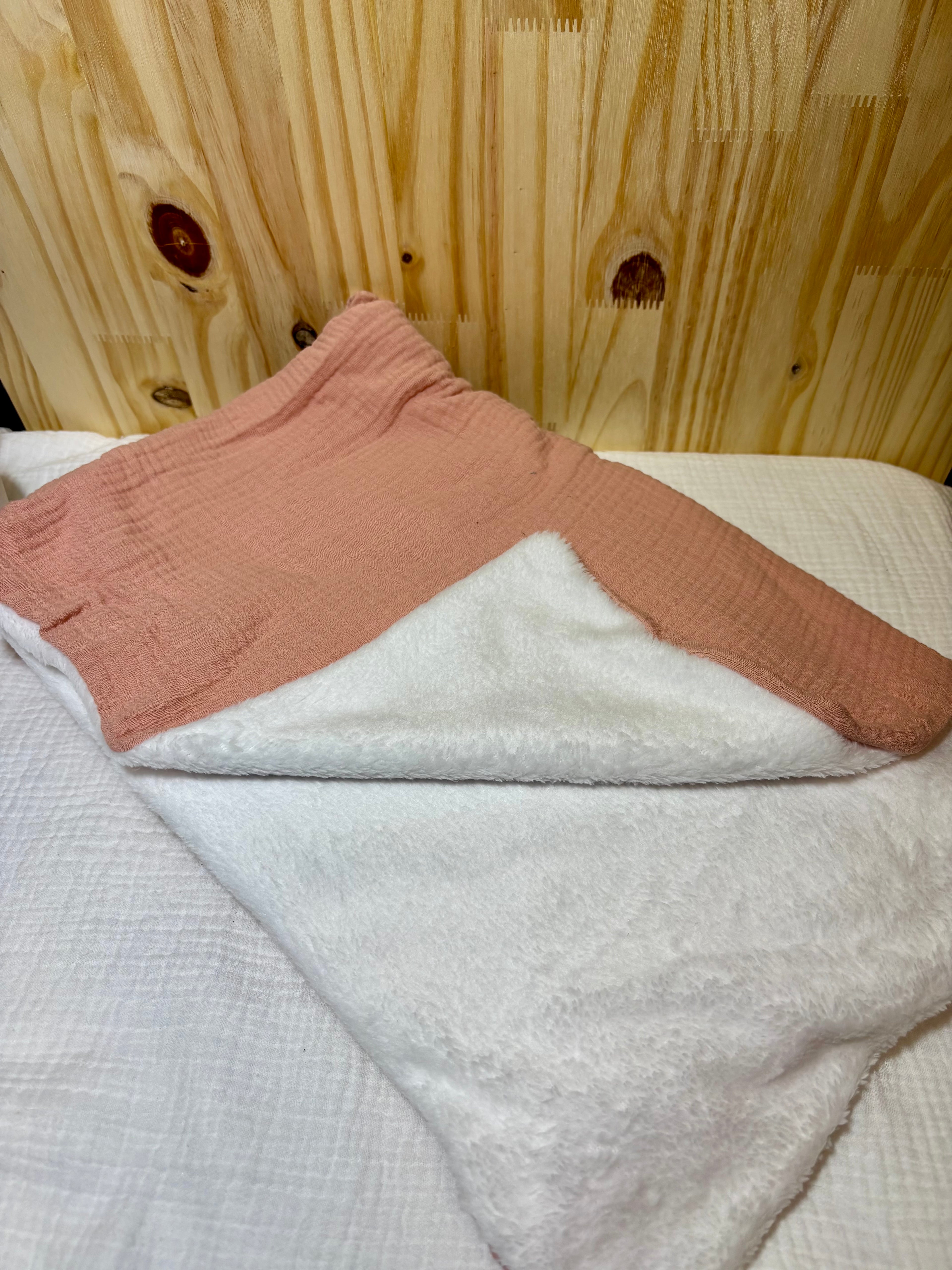 Coffret naissance personnalisé – Plaid bébé , cape de bain & attache tétine - Terracotta